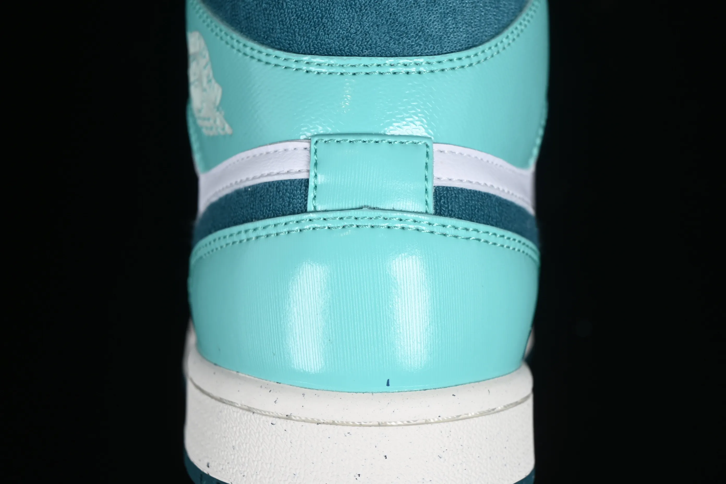 All Categories Air Jordan Jordan Series Basketball Shoes Air Jordan 1 Mid Air Jordan 1 Mid "Bleached Turquoise" AJ1 Joe 1 Ice Mint Green Chinese Cultural Leisure Sneakers DZ3745-300